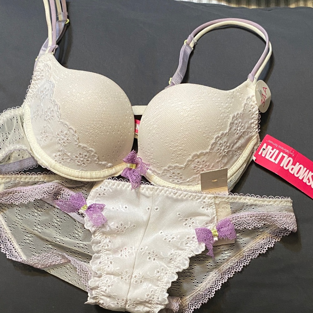 Cosmopolitan Cream and Purple Lace Bra Set